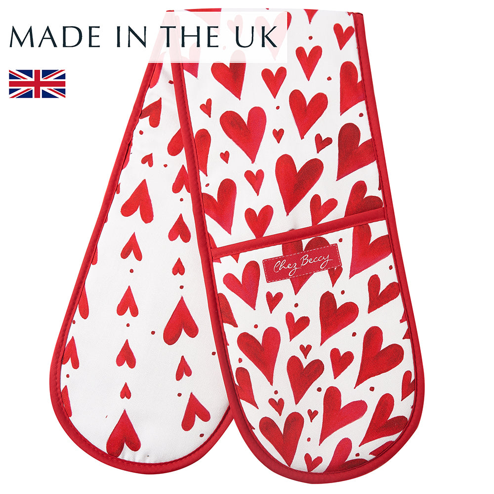 Red Heart double oven glove, made in the UK.