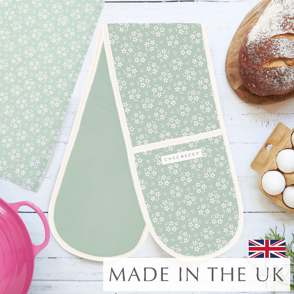 Sage Green Ditsy Floral Double Oven Glove with cream trim – British-made kitchen textile by Chez Beccy