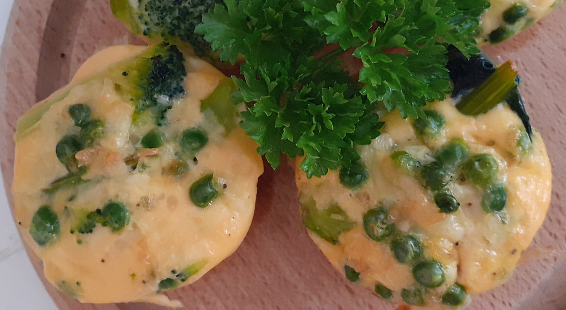 Frittata cups with broccoli, peas and cheese