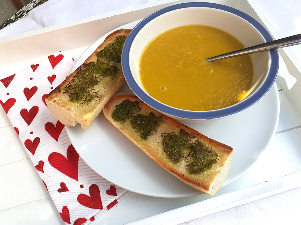 Carrot and Leeks Soup with Wild Garlic Pesto Toast