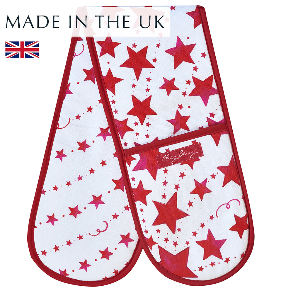 Red stars double oven glove, made in the UK.